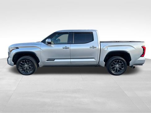 Used 2023 Toyota Tundra Platinum AWD/4WD image 2