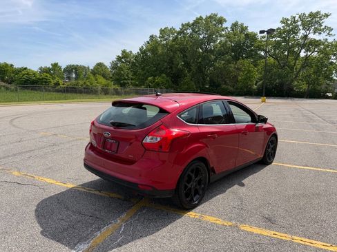 Used 2012 Ford Focus SEL FWD image 4