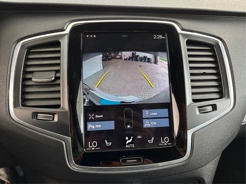 Used 2020 Volvo XC90 T6 Momentum AWD/4WD image 36