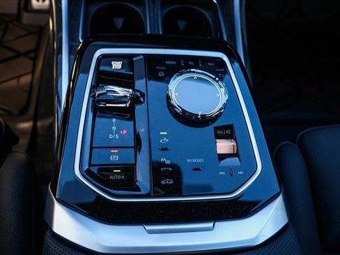 New 2026 BMW 760i xDrive image 18