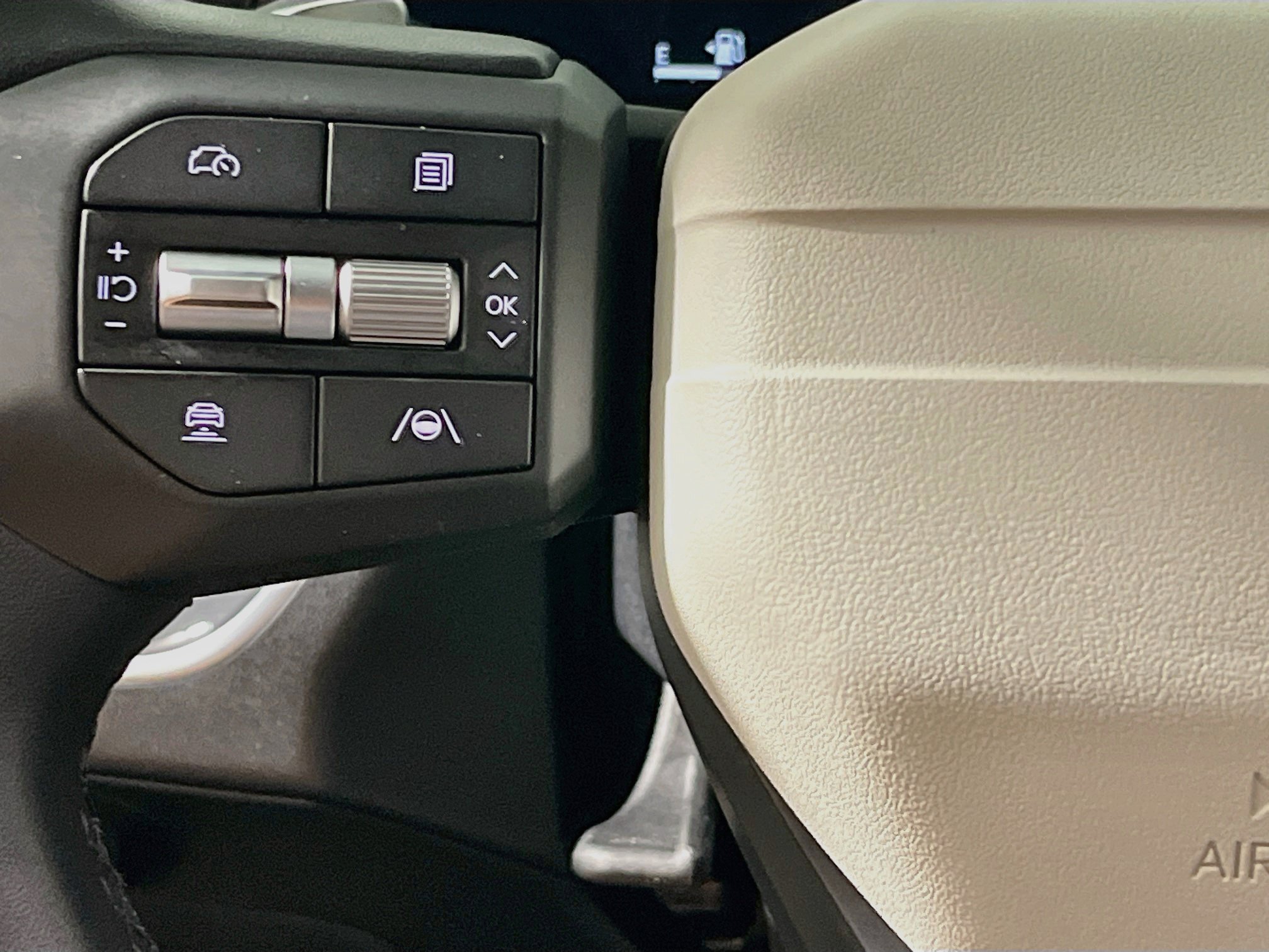 Used 2025 Kia K4 GT-Line w/ GT-Line Premium Package FWD image 18