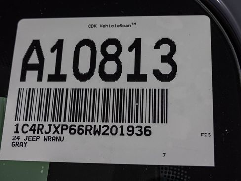 Used 2024 Jeep Wrangler Unlimited Sahara AWD/4WD image 54
