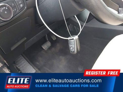 Used 2019 Ford Edge SEL w/ Equipment Group 201A image 21