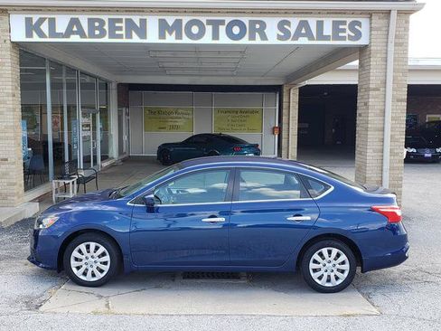 Used 2019 Nissan Sentra S FWD image 2