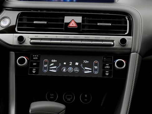 New 2026 Genesis G70 2.5T Prestige image 15