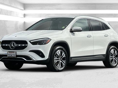 Certified 2025 Mercedes-Benz GLA 250 4MATIC image 8