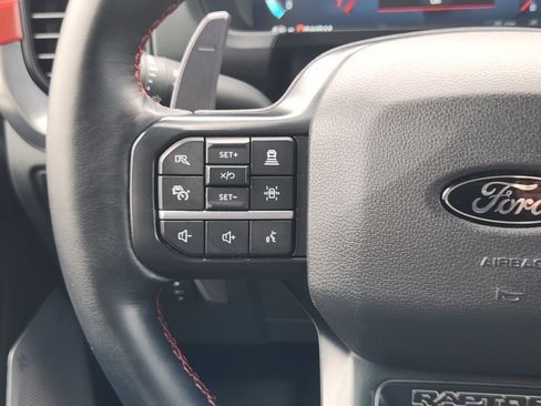 Used 2025 Ford F150 Raptor AWD/4WD image 28