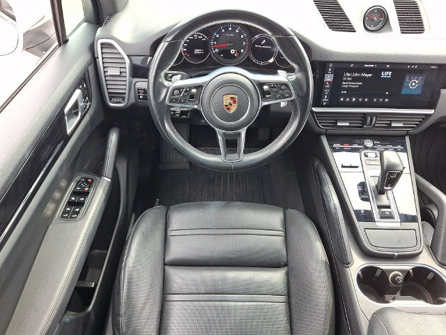 Used 2019 Porsche Cayenne AWD/4WD image 3