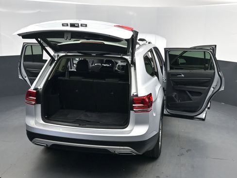 Used 2018 Volkswagen Atlas SE image 24