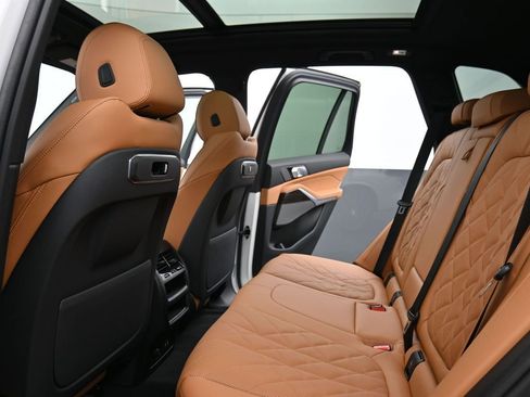 New 2026 BMW X5 xDrive40i w/ M Sport Package image 15