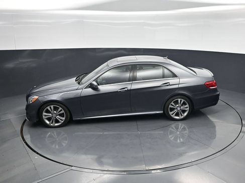 Used 2014 Mercedes-Benz E 350 Sedan image 42