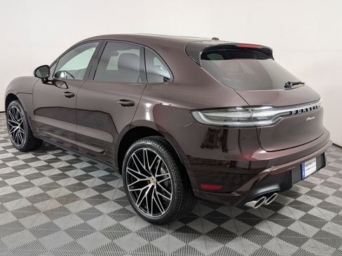 Used 2026 Porsche Macan image 3