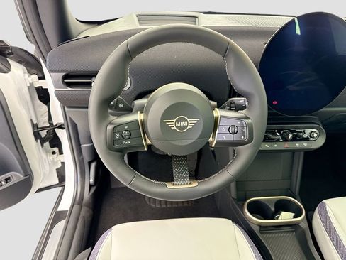 New 2026 MINI Cooper 2-Door Hardtop FWD image 10
