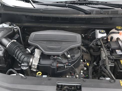 Used 2023 Cadillac XT6 Premium Luxury image 29