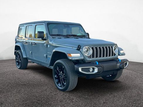 Used 2024 Jeep Wrangler Unlimited Sahara AWD/4WD image 7