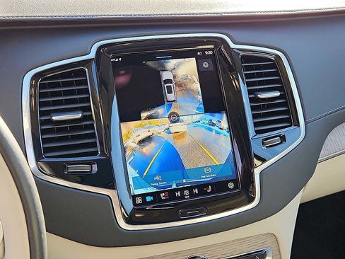 Certified 2024 Volvo XC90 B6 Ultimate image 16