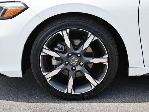 Certified 2025 Honda Civic Sport Touring image 5