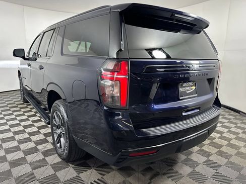 Used 2023 Chevrolet Suburban Z71 w/ Luxury Package AWD/4WD image 3