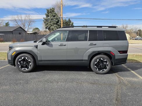 Used 2025 Hyundai Santa Fe SEL image 2