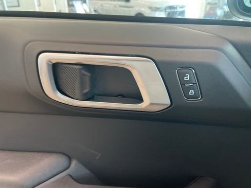 New 2026 Ford Bronco Badlands image 17