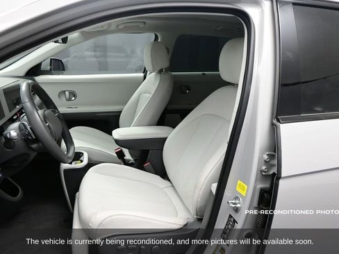Used 2024 Hyundai Ioniq 5 Limited image 6
