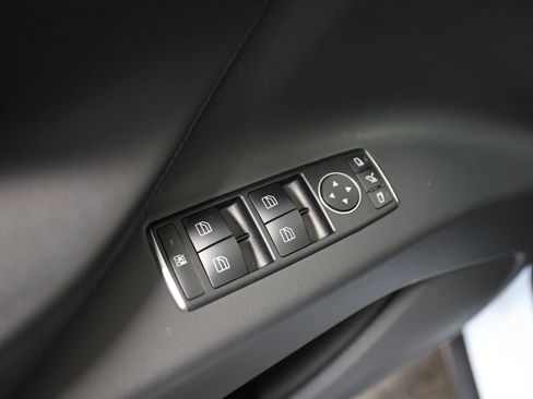 Used 2020 Tesla Model X Long Range AWD/4WD image 25