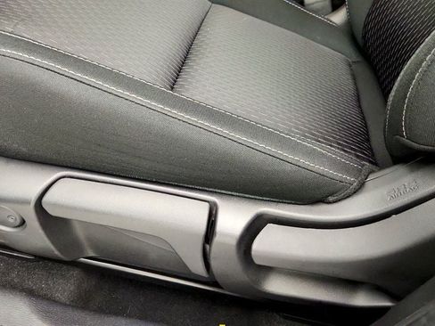 Used 2022 Mitsubishi Outlander ES FWD image 10