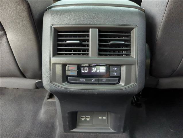 Used 2021 Volkswagen Atlas SEL FWD image 16