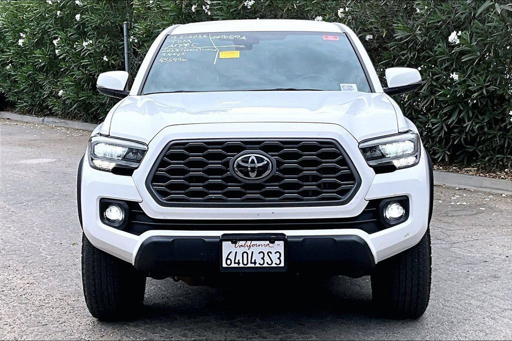 Used 2023 Toyota Tacoma TRD Off-Road w/ Black Out Package (TMS) AWD/4WD image 2