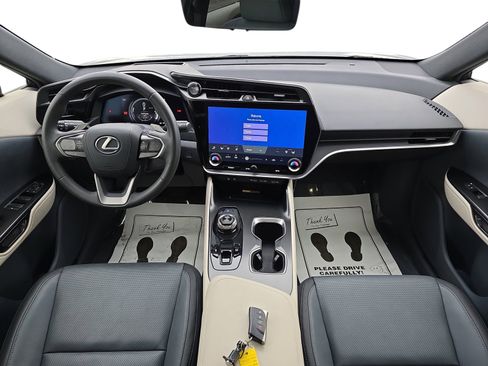 Used 2023 Lexus RZ 450e Premium w/ Technology Package image 9