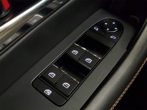 Used 2024 MAZDA CX-90 3.3 Turbo w/ Preferred Plus image 16