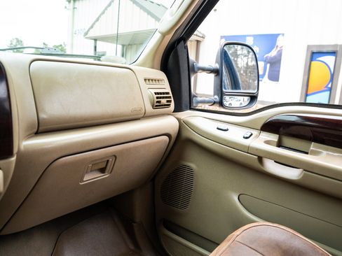 Used 2006 Ford F250 King Ranch image 36