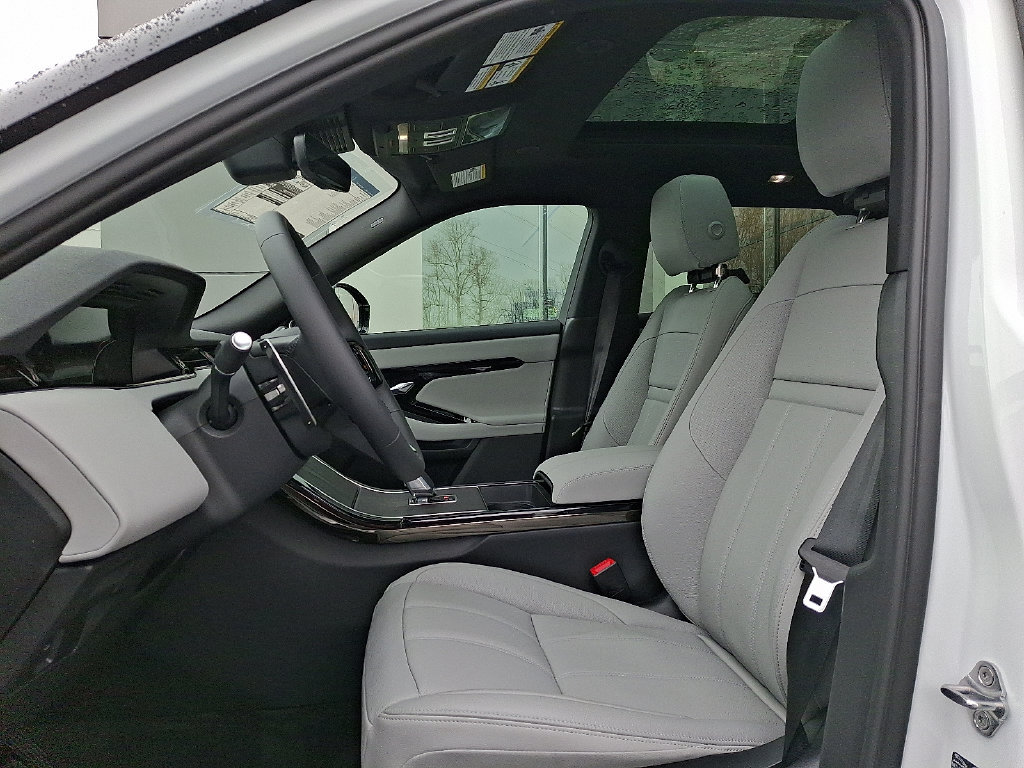 New 2026 Land Rover Range Rover Evoque S AWD/4WD image 9