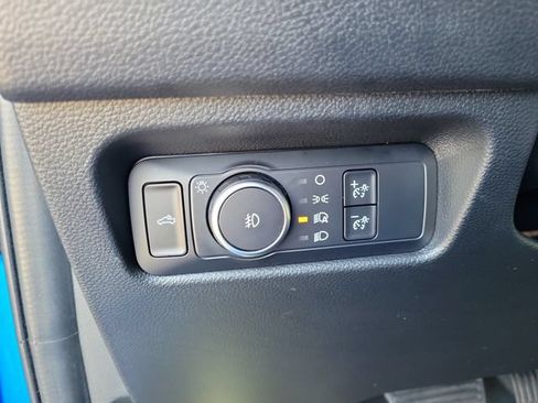 Used 2025 Ford Ranger XLT w/ Equipment Group 301A High AWD/4WD image 21