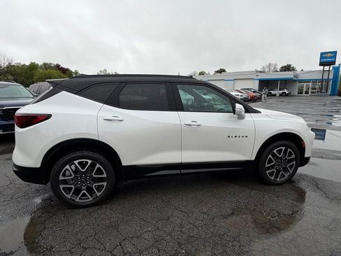 Used 2023 Chevrolet Blazer RS w/ Driver Confidence II Package AWD/4WD image 8