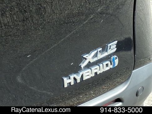 Used 2021 Toyota Sienna XLE w/ XLE Plus Package AWD/4WD image 19