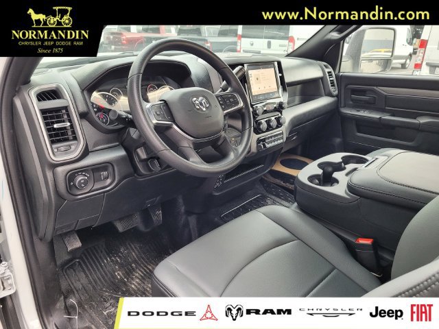 New 2025 RAM 4500 Tradesman AWD/4WD image 6