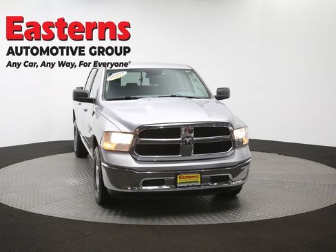 Used 2019 RAM 1500 Classic SLT AWD/4WD image 50