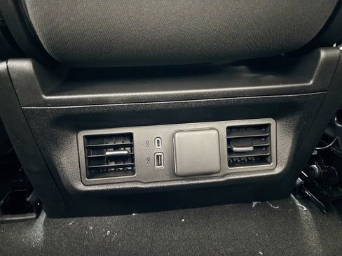 New 2026 Chevrolet Silverado 1500 LT w/ Z71 Off-Road Package image 24