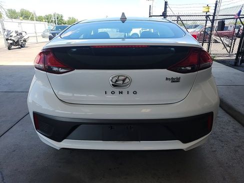 Used 2020 Hyundai Ioniq Blue FWD image 8