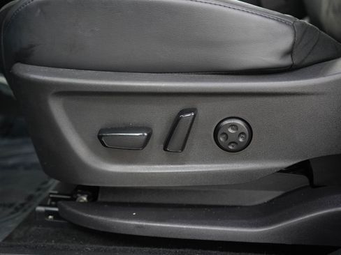 Used 2023 Nissan Ariya FWD image 27