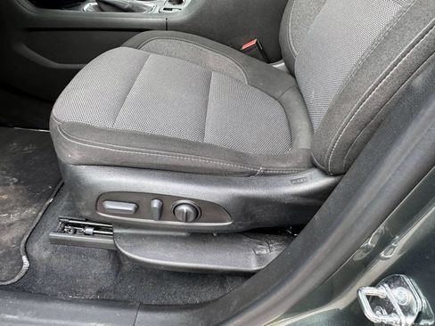 Certified 2023 Chevrolet Traverse LT image 17