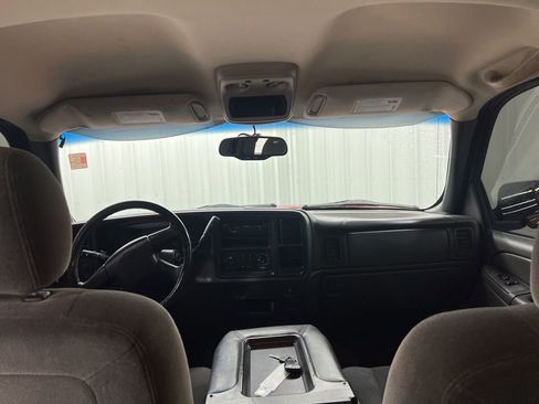 Used 2005 Chevrolet Silverado 1500 w/ Light Duty Power Package image 13