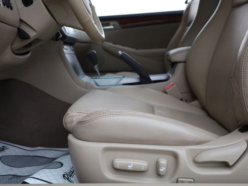 Used 2006 Toyota Solara SLE image 21