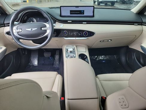Used 2022 Genesis GV70 2.5T w/ Select Package AWD/4WD image 11