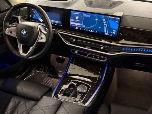 Used 2025 BMW X7 xDrive40i AWD/4WD image 59
