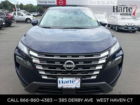 Certified 2025 Nissan Rogue SV AWD/4WD image 2
