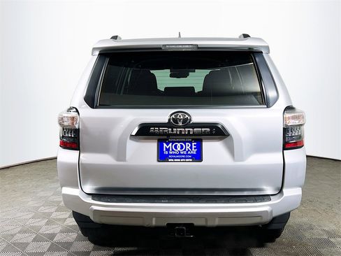 Certified 2024 Toyota 4Runner TRD Off-Road image 7