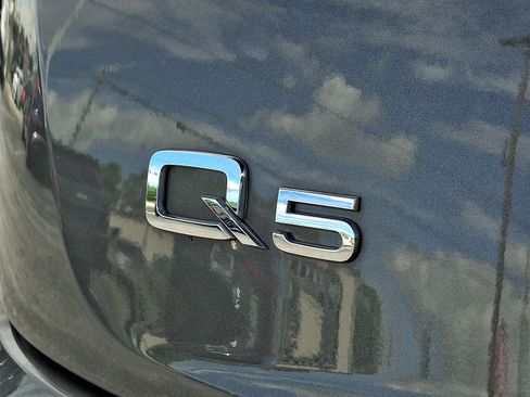 Used 2023 Audi Q5 2.0T Premium Plus w/ Premium Plus Package AWD/4WD image 30