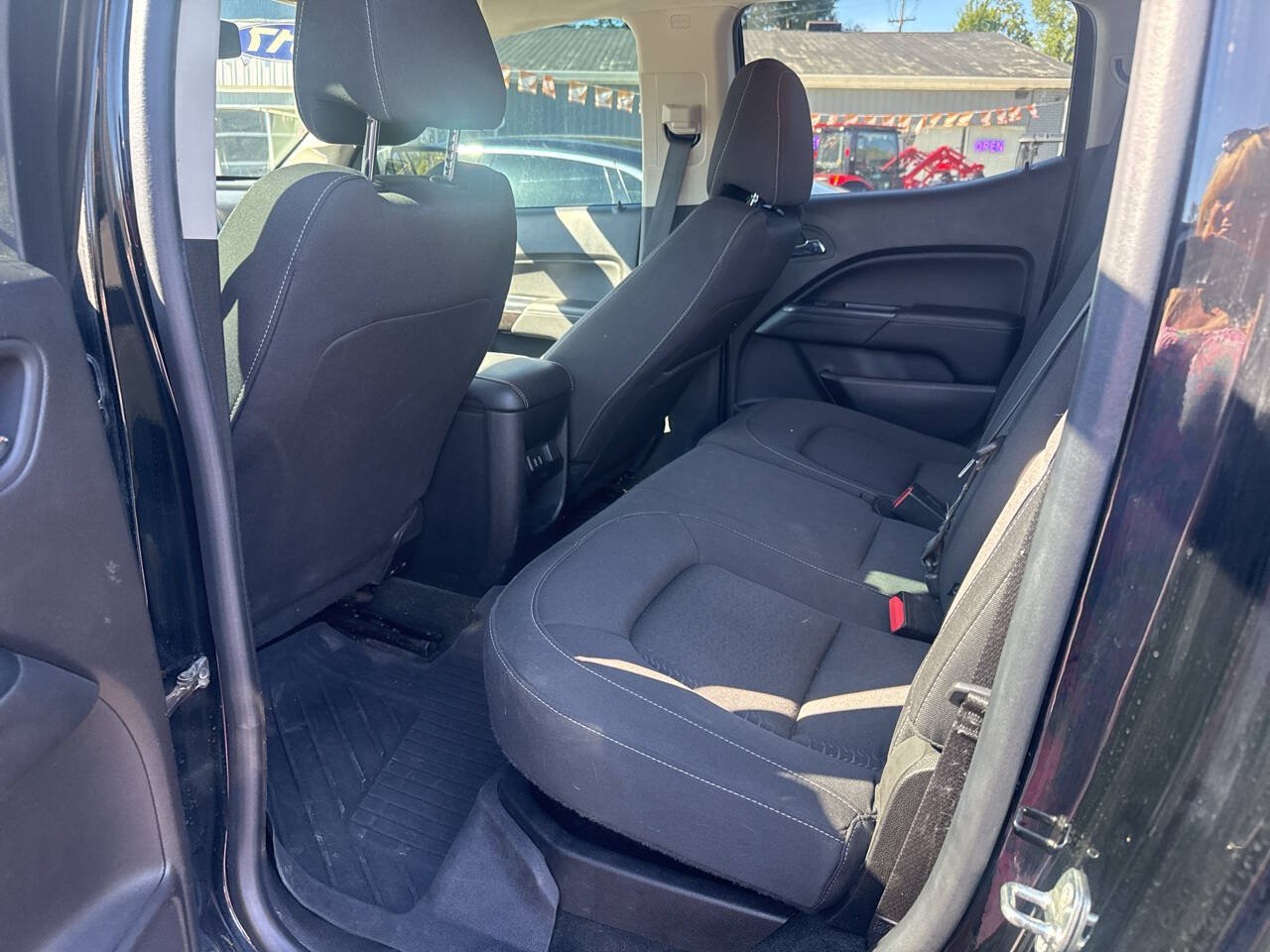 Used 2017 GMC Canyon SLE w/ Nightfall Edition AWD/4WD image 23